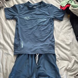 OshKosh B'gosh Boys shorts/tee set. Size 6